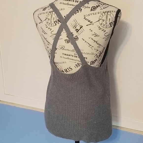 Sweater tank top - Picture 2 of 5